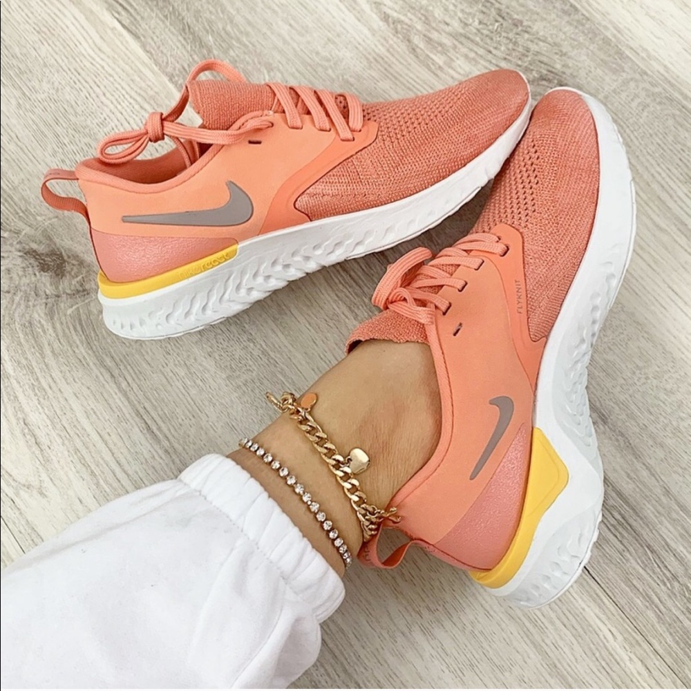 Nike odyssey shoes